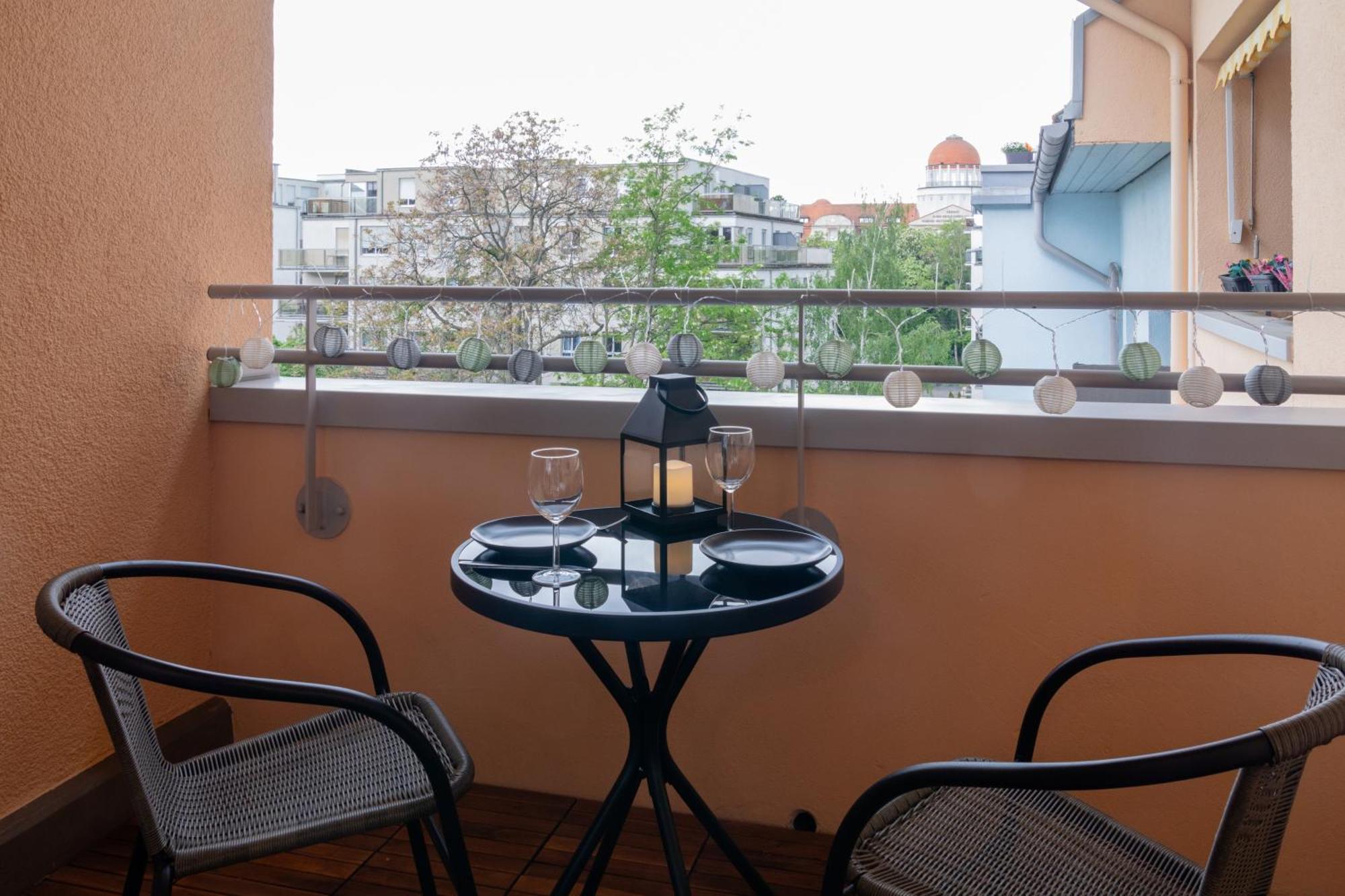 Home Shanti - Studio, Suedvorstadt, Balkon, Tv Leipzig Exterior photo